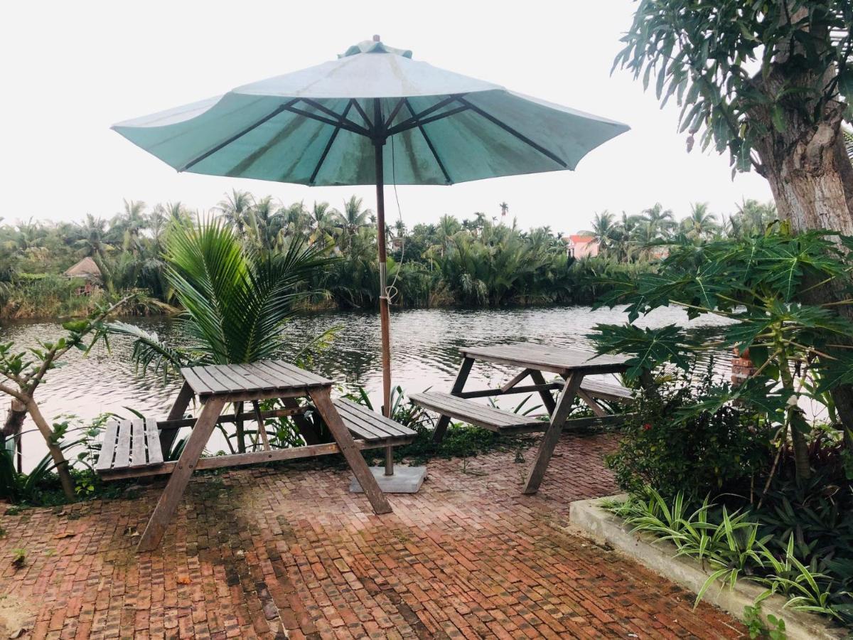 Nipa Riverside Villa Hoi An Exterior photo