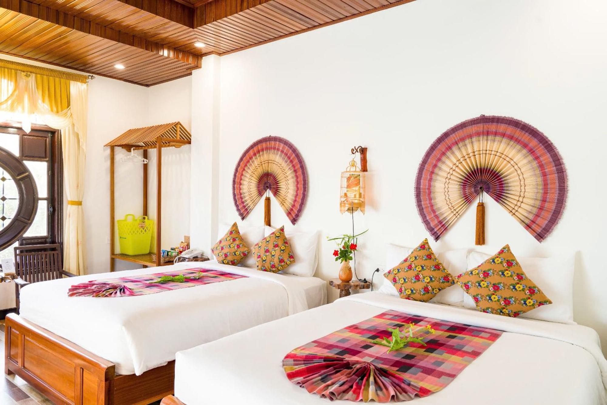 Nipa Riverside Villa Hoi An Exterior photo